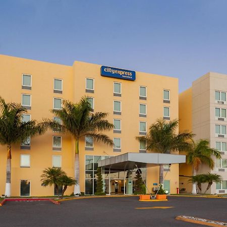 City Express By Marriott Celaya Parque Exteriör bild