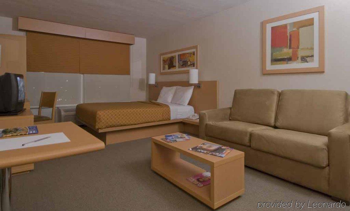 City Express By Marriott Celaya Parque Rum bild